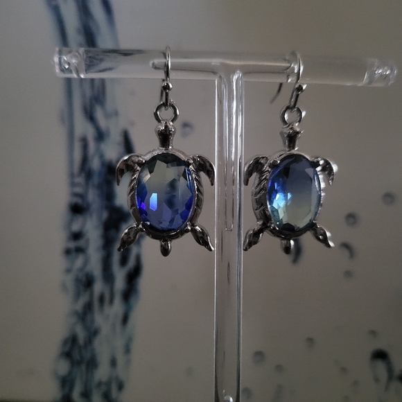 Summer turtle earrings - Picture 2 of 3